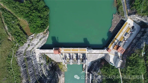 20251128655459.jpg 640.jpg